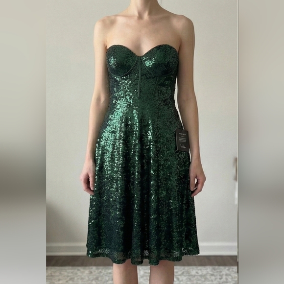 Lulus Dresses & Skirts - NWT Lulu's Women's Party Sparkling Emerald Green Corset Sequin Midi Dress Size M